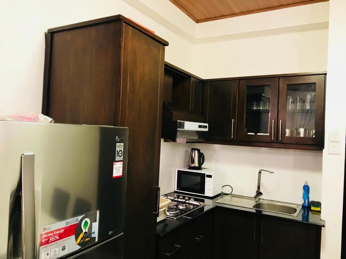 City Apartment'S Нувара Елия Екстериор снимка